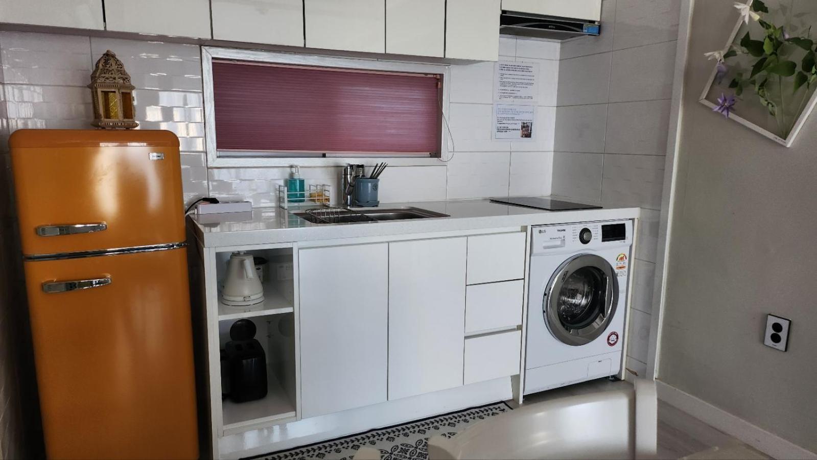 Pension Haneul Tari Чеджудо Экстерьер фото